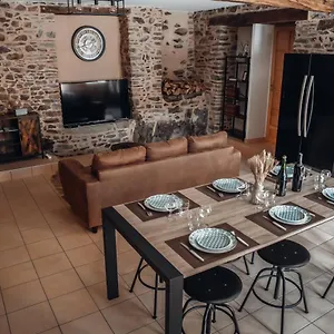 Ferienhaus Maison Quartier Medieval Au Pied Du Chateau